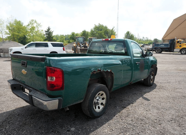 Image of Chevrolet 1500 equipment image 4