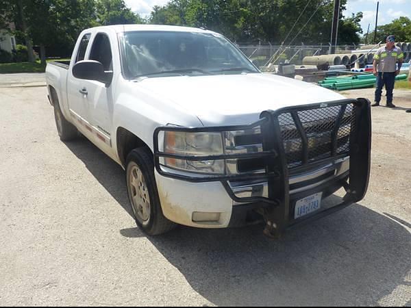 Image of Chevrolet 1500 equipment image 1