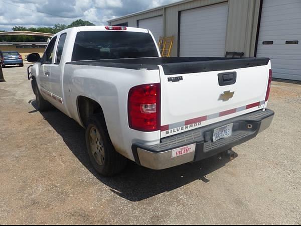 Image of Chevrolet 1500 equipment image 2