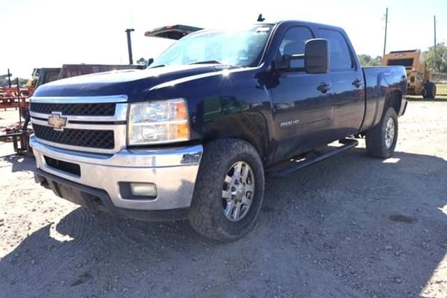 Image of Chevrolet 2500 equipment image 1