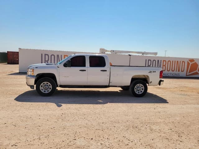 Image of Chevrolet 2500HD equipment image 1