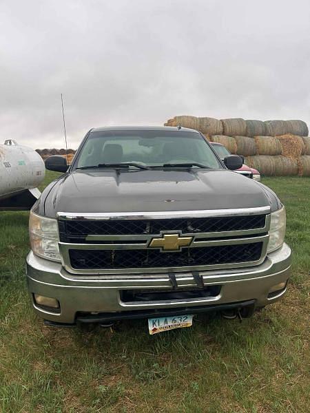Image of Chevrolet 2500HD equipment image 1