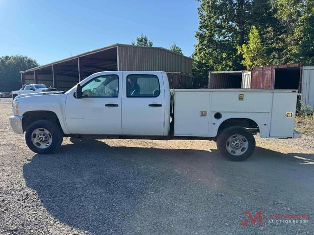 Image of Chevrolet 2500HD equipment image 4
