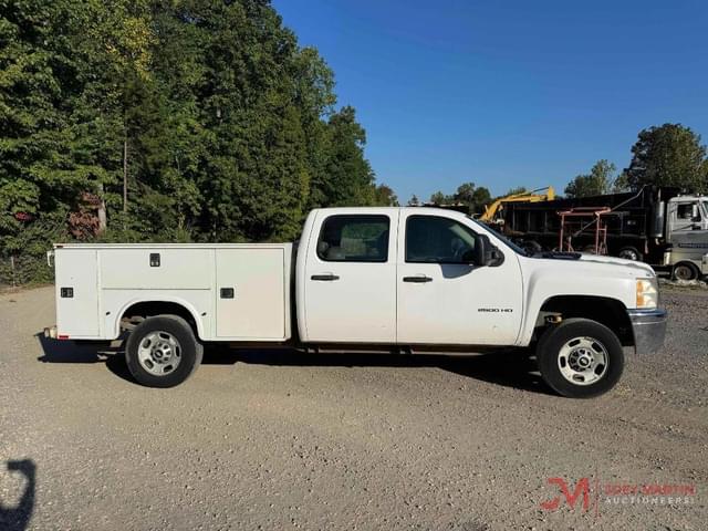 Image of Chevrolet 2500HD equipment image 1