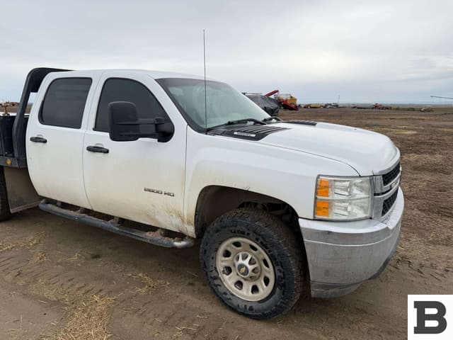 Image of Chevrolet 2500 equipment image 4