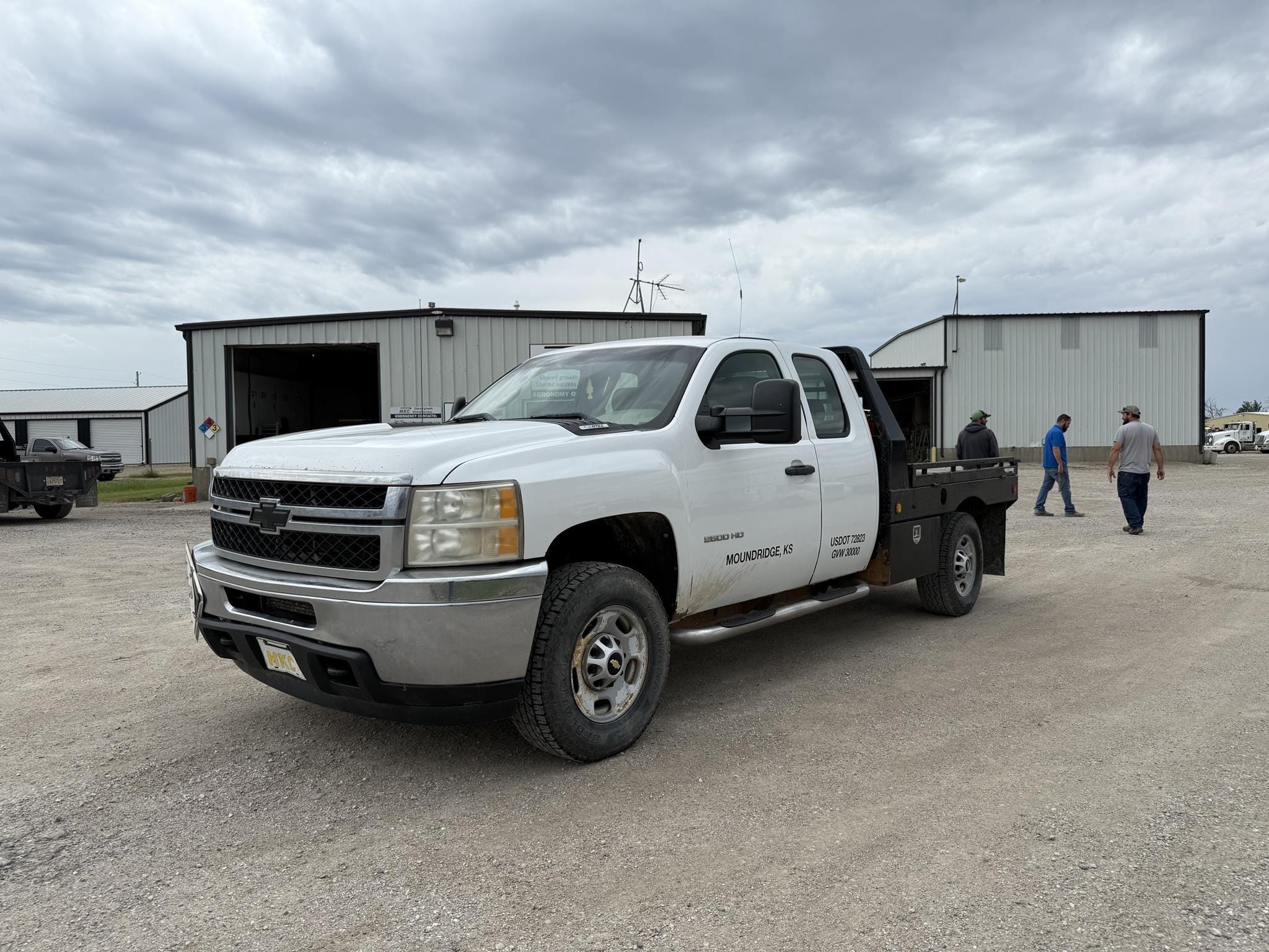 2011 Chevrolet 2500HD Equipment Image0