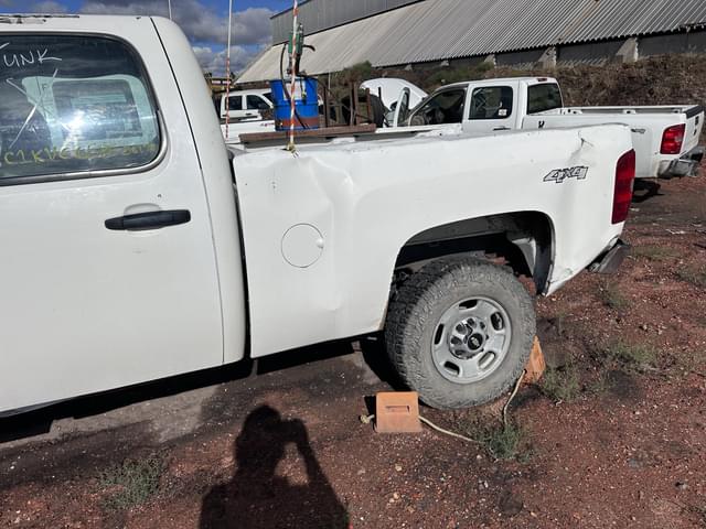Image of Chevrolet 2500HD equipment image 3