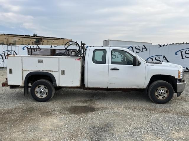 Image of Chevrolet 2500HD equipment image 4
