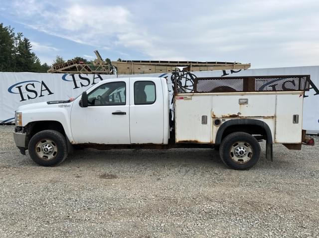 Image of Chevrolet 2500HD equipment image 1