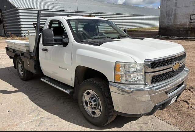 Image of Chevrolet 2500HD equipment image 1