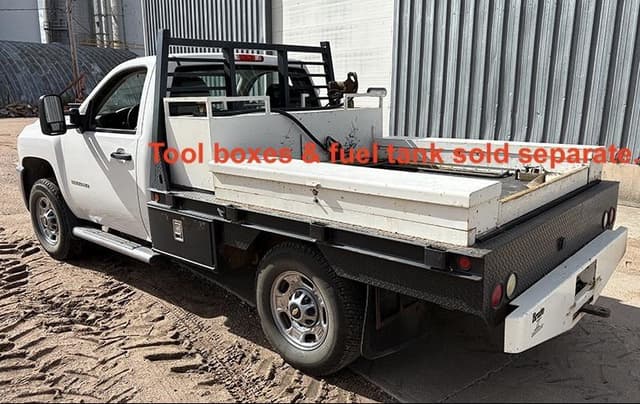 Image of Chevrolet 2500HD equipment image 3