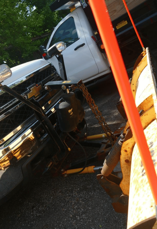 Image of Chevrolet 2500HD equipment image 2