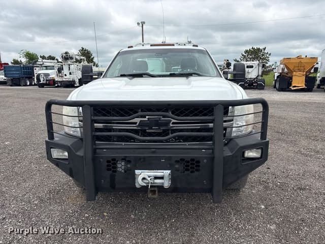 Image of Chevrolet 2500HD equipment image 1