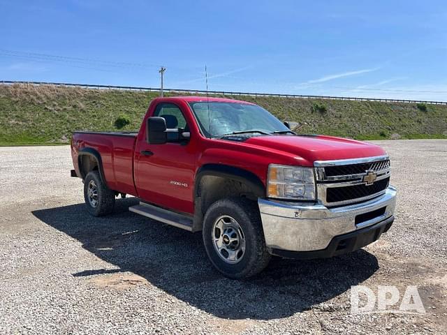 Image of Chevrolet 2500HD equipment image 3