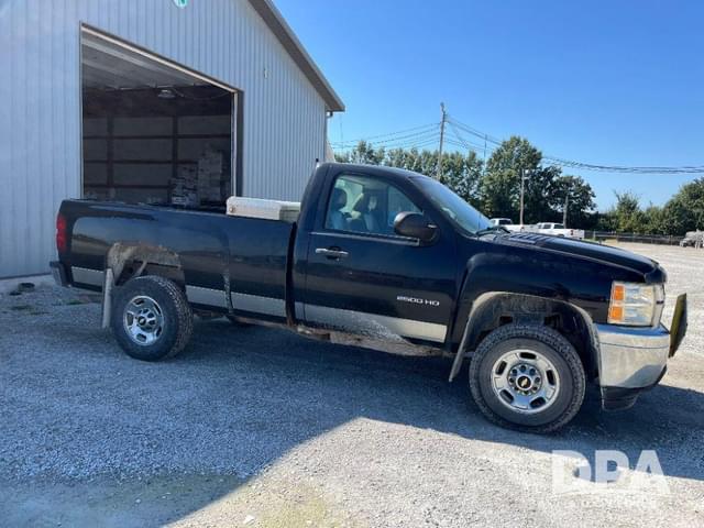 Image of Chevrolet 2500HD equipment image 4
