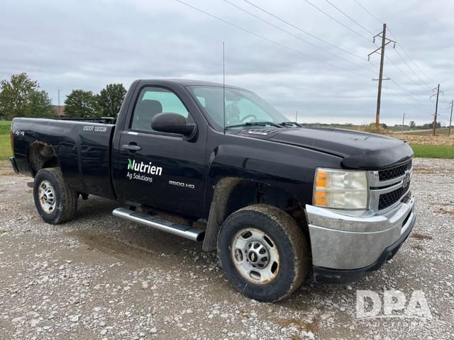 Image of Chevrolet 2500HD equipment image 4