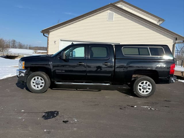 Image of Chevrolet 2500HD equipment image 1