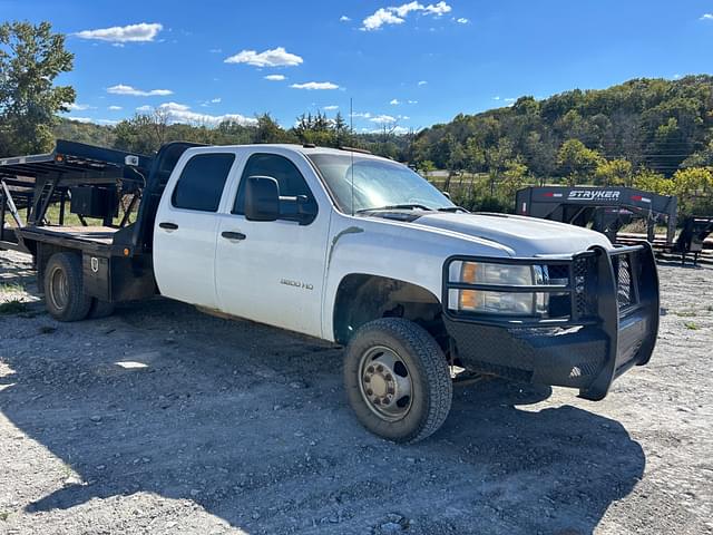 Image of Chevrolet 3500 equipment image 1