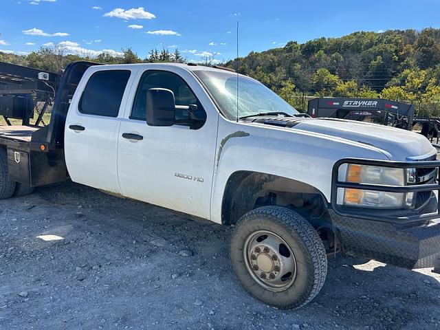 Image of Chevrolet 3500 equipment image 3