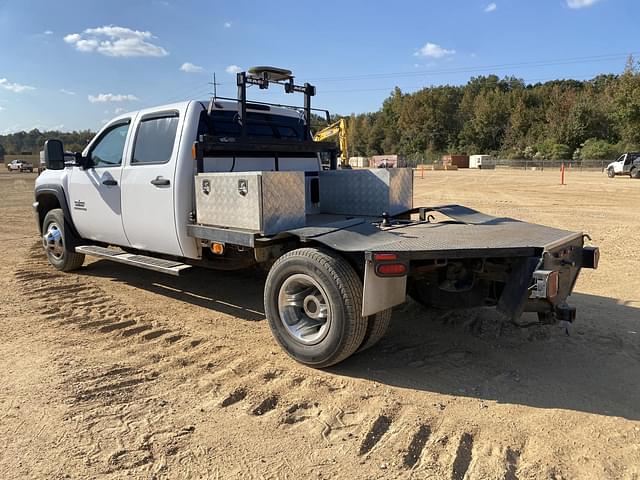 Image of Chevrolet 3500HD equipment image 1