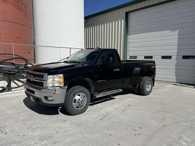 Image of Chevrolet 3500HD equipment image 2