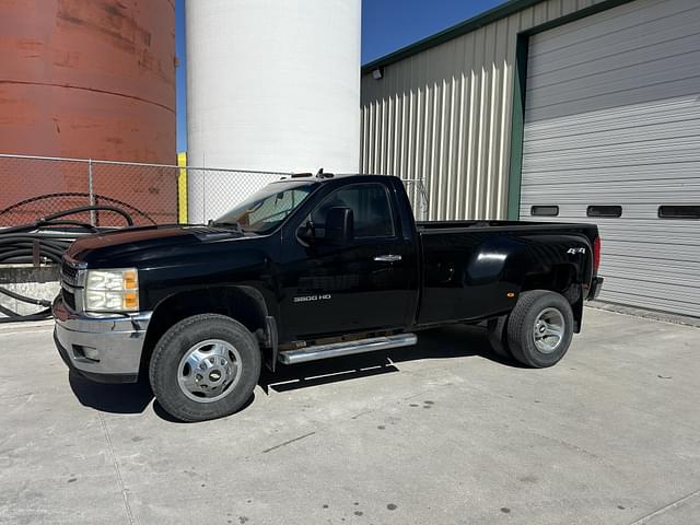 Image of Chevrolet 3500HD equipment image 3