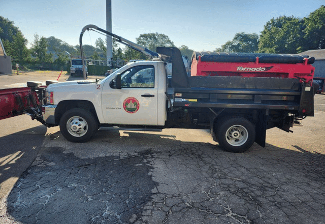 Image of Chevrolet 3500HD equipment image 1