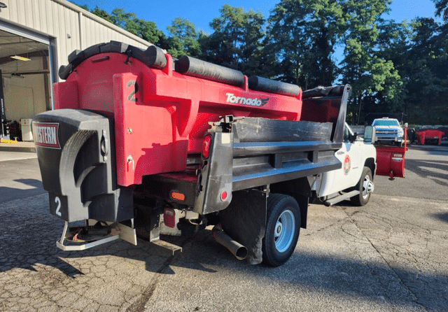 Image of Chevrolet 3500HD equipment image 2