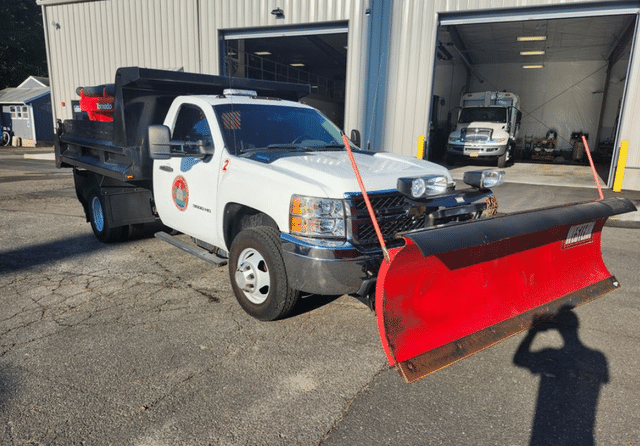 Image of Chevrolet 3500HD equipment image 4