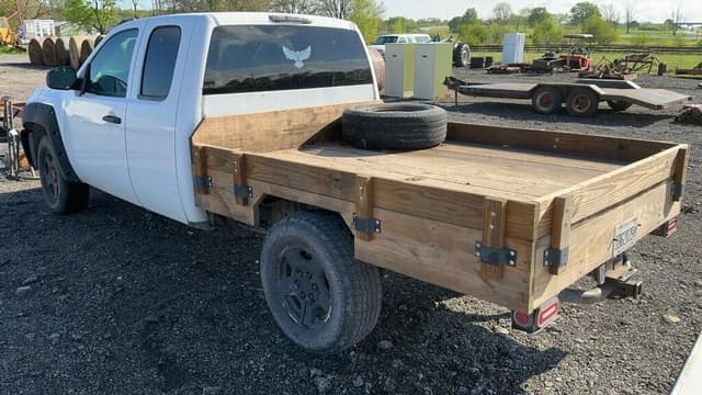 Image of Chevrolet 1500 equipment image 1