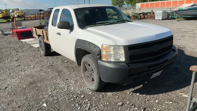 Image of Chevrolet 1500 equipment image 3