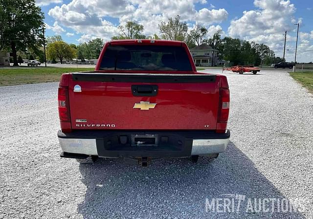 Image of Chevrolet Silverado equipment image 4