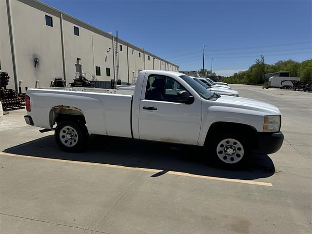 Image of Chevrolet 1500 equipment image 2