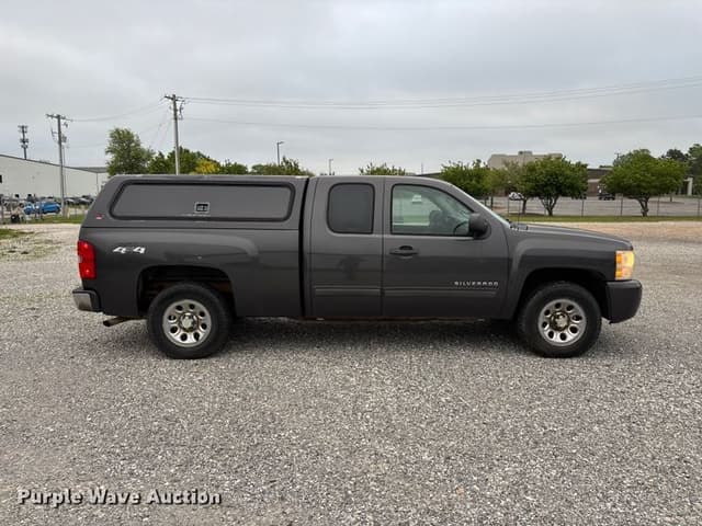 Image of Chevrolet 1500 equipment image 3