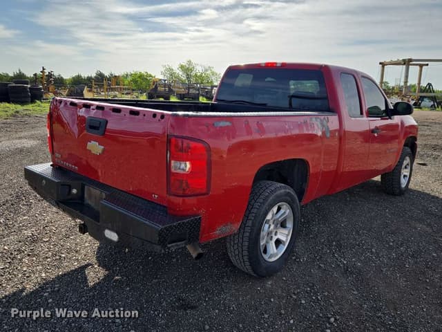Image of Chevrolet 1500 equipment image 4