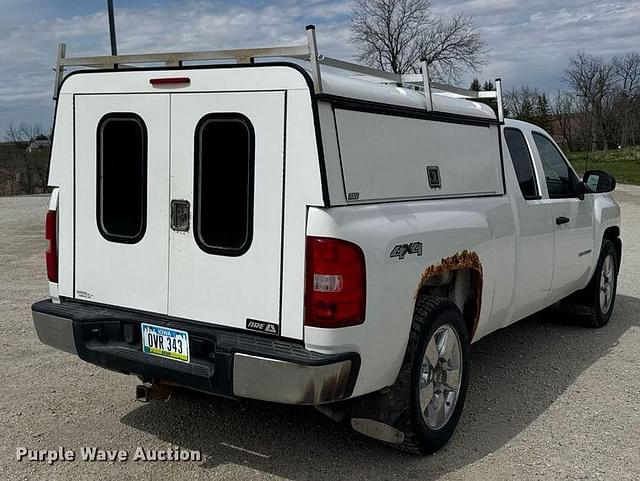 Image of Chevrolet 1500 equipment image 4