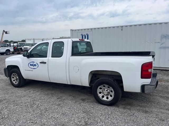 Image of Chevrolet 1500 equipment image 1