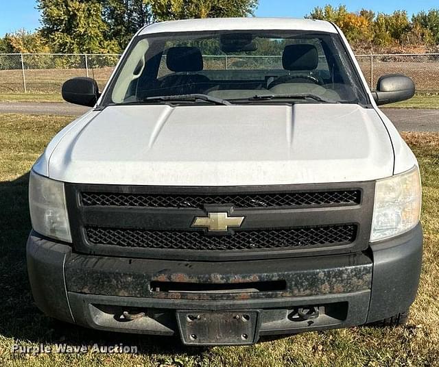 Image of Chevrolet 1500 equipment image 1