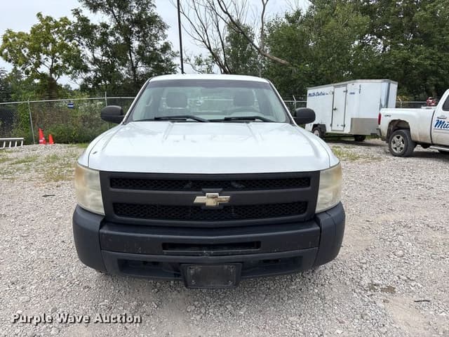 Image of Chevrolet 1500 equipment image 1