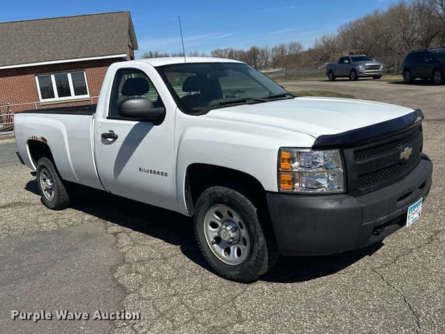 Image of Chevrolet 1500 equipment image 2