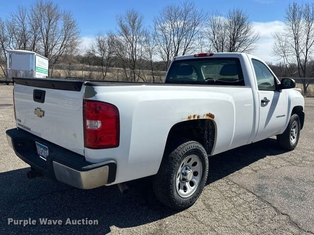 Image of Chevrolet 1500 equipment image 4