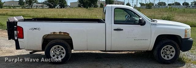 Image of Chevrolet 1500 equipment image 3