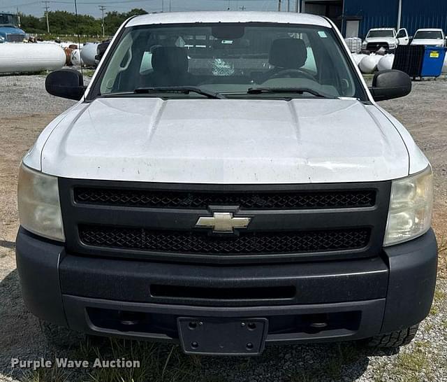 Image of Chevrolet 1500 equipment image 1