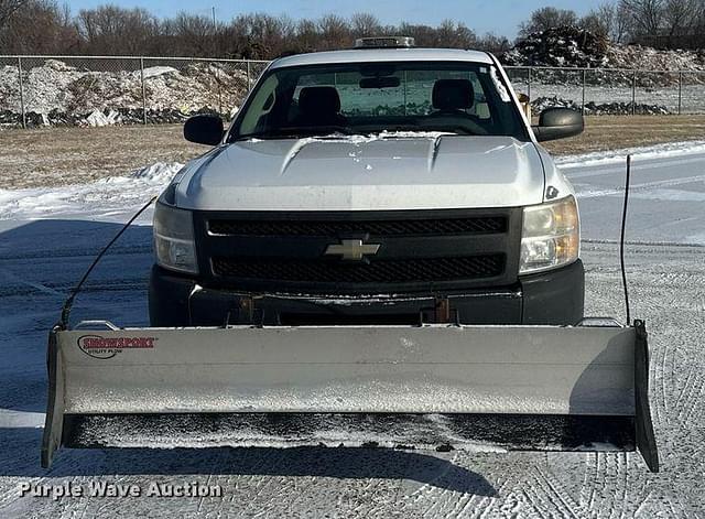 Image of Chevrolet 1500 equipment image 1