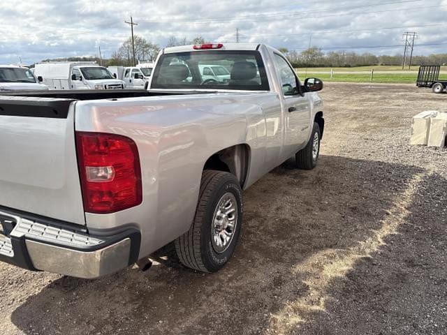 Image of Chevrolet 1500 equipment image 3