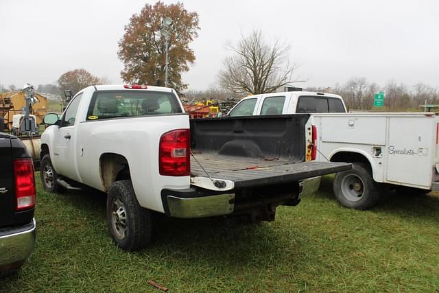 Image of Chevrolet 2500 equipment image 4