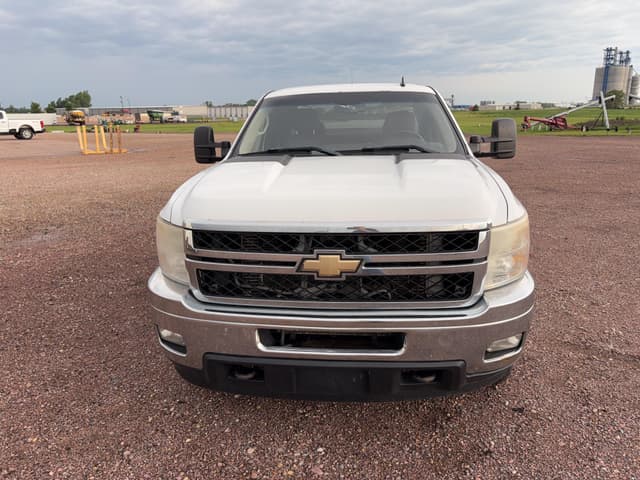 Image of Chevrolet 2500 equipment image 1