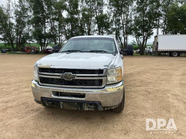 Image of Chevrolet 2500 equipment image 1