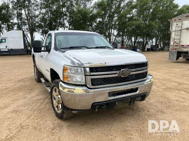 Image of Chevrolet 2500 equipment image 3