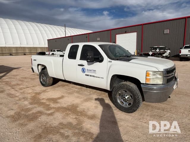 Image of Chevrolet 2500HD equipment image 1